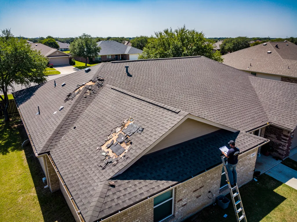 Flowchart comparing roof repair versus replacement decision factors